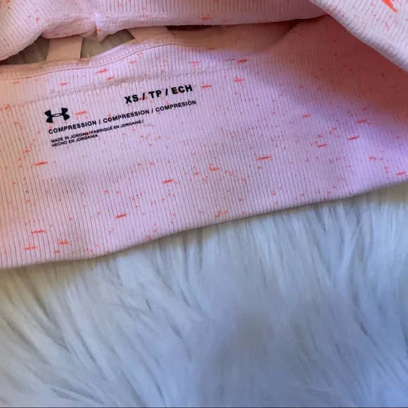 Under Armour Light Support Compression Sports Bra - NWT - Size XS - Picture 5 of 10